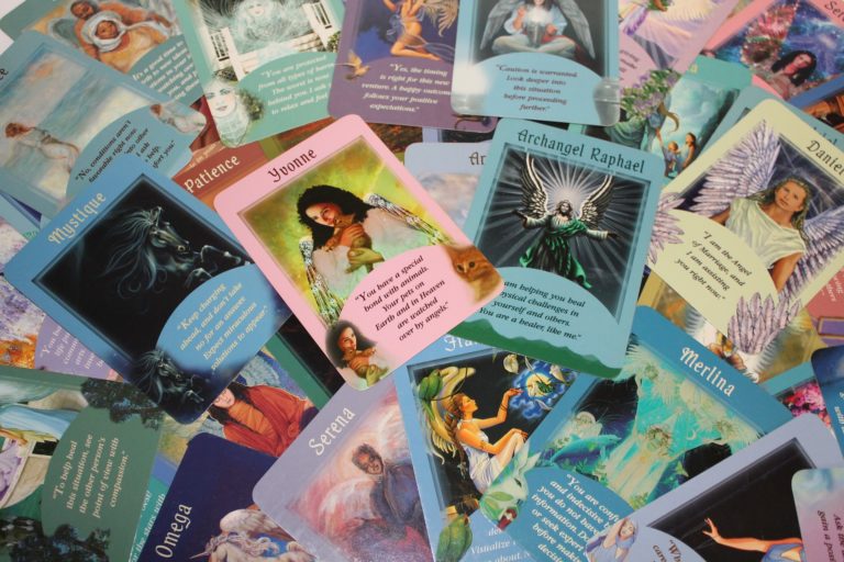 oracle and tarot